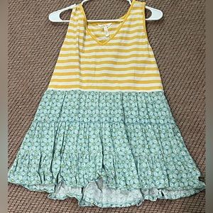 Matilda Jane Women’s L top.